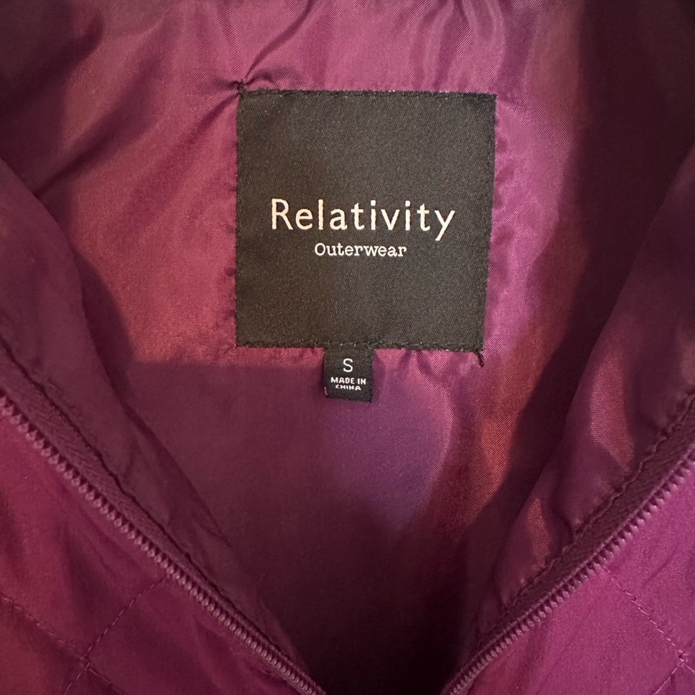 Relativity Quilted Vest - Picture 3 of 7